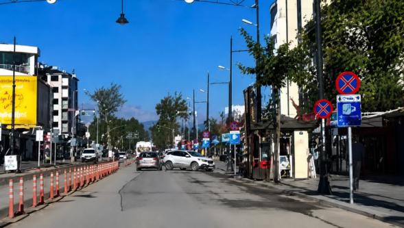 El Frenini Çekmeyince Araç Hareket Etti