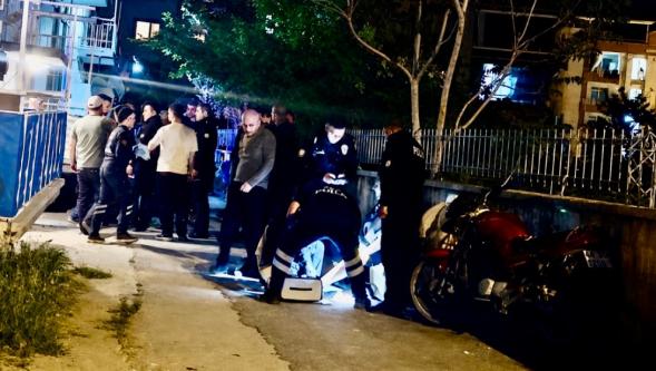 İki Ayrı Kavgada 2 Kişi Bıçakla Yaralandı