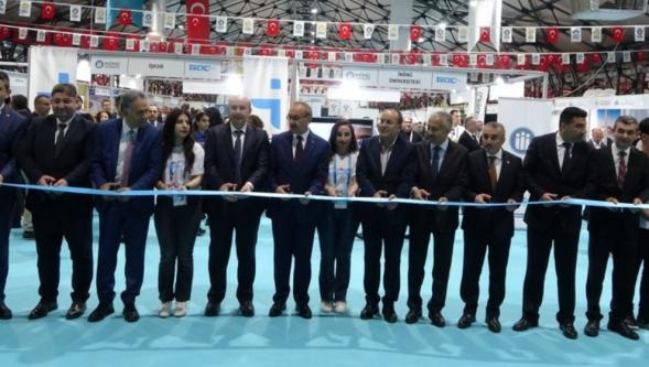 İpekyolu Kariyer Fuarı  Büyük Bir  Çoşkuyla Açıldı.
