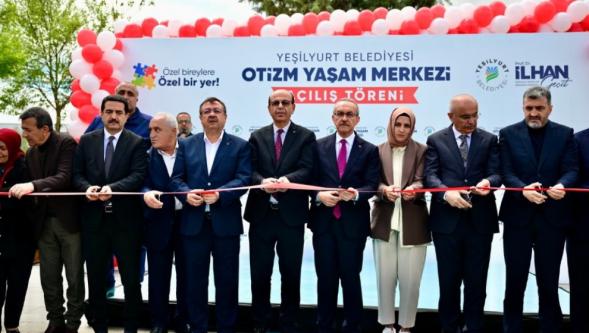 Yeşilyurt Belediyesi Otizm Yaşam Ve Destek Merkezi Hizmete Sunuldu