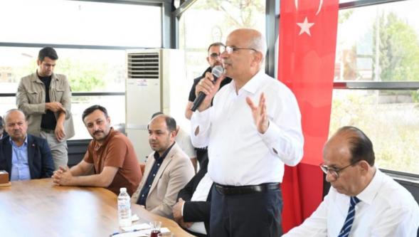 " Malatya'da Şu Anda Ufak Bir Trafik Sorunu Yaşanıyor Ama Bir Müddet Sonra Yaşanmayacak".