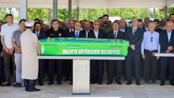 Öznur Çalık'ın Kayınvalidesi Son Yolculuğuna Uğurlandı