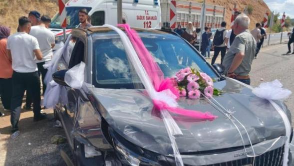 Düğün Konvoyunda Kaza