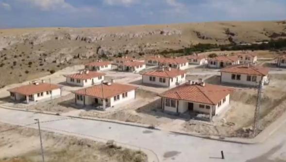 30 Aile Yeni Yuvalarına Kavuşuyor