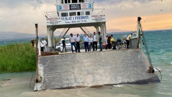 Feribot Karaya Oturdu!