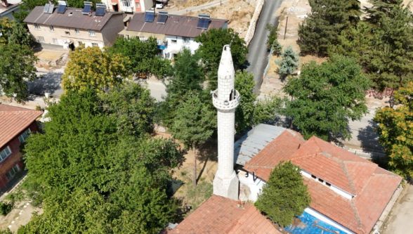 Hafız Camii Alemi Tehlike Saçıyor