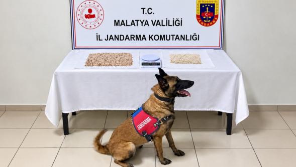 1 Kilo Metamfetamin Ele Geçirildi..