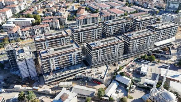 3 Otel, 380 Dükkân ve 320 Ofis ..