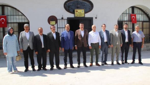 "Artık Biz de Zam Yapmaktan İllallah Ettik".