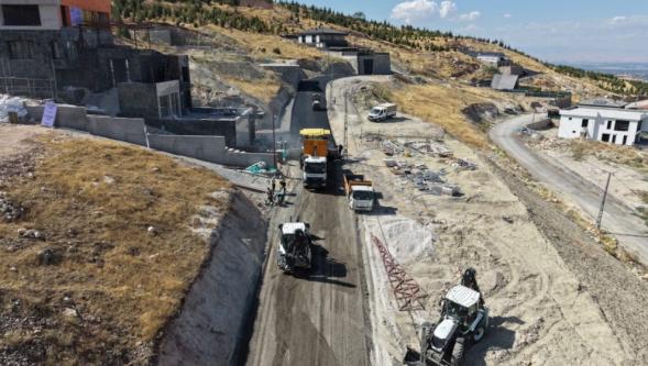 Battalgazi'de Kırsalda 9 Kilometrelik Yol Yenilendi