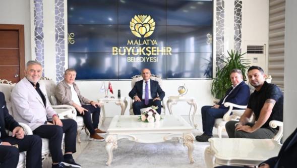 "Biz Sizi Sevdik, Sevdiğimiz İçin Geldik"