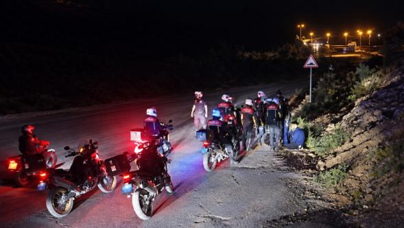 Motosikletli Polis Timlerinden Suç Ve Suçlulara Darbe