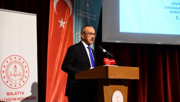 Kaymakamlar, Eğitimden Sorumlu Vali Yardımcıları Okullara Habersiz Ziyaret Yapacak