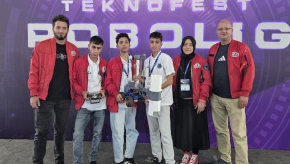 Pütürgeli Öğrenciler TEKNOFEST'te Türkiye Dördüncüsü Oldu