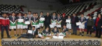 Genç erkekler voleybolda dereceye giren takımlar belli oldu