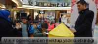 Minik öğrencilerden mektup yazma etkinliği