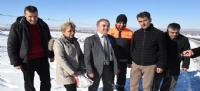 Sokak hayvanları için doğaya yem bırakıldı