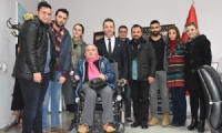 Yeşilyurt Belediye Tiyatrosundan İskenderoğlu'na hayırlı olsun ziyareti