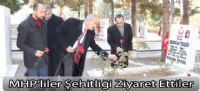 MHP'liler Şehitliği Ziyaret Ettiler