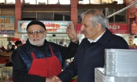 AK Parti Malatya Milletvekilleri referandum çalışmalarını sürdürdü