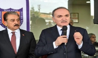 Bakan Özlü: “Dün akşam olanları nefretle kınıyoruz”