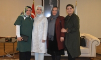 Bakan Tüfenkci'nin eşi Esra Tüfenkci kadınlarla bir araya geldi