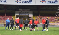 Evkur Yeni Malatyaspor derbiye hırslı hazırlanıyor
