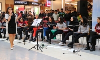Final Okulları  Öğrencilerden müzik dinletisi
