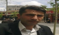 Tırın altına giren otomobilde can verdi