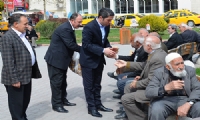 CHP kandil simidi dağıttı