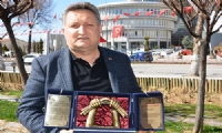 Özpolat'a Kazakistan'da anlamlı ödül