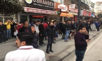 3 saat sonra  ikna  edildi.