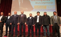 Numan kurtlmuş:Adama sormazlar mı, siz niye Türkiye'deki referanduma karışıyorsunuz?