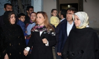 Çalık:Kuzey Irak'ın sıfır noktasında bulunan Hakkari'nin Şemdinli ilçesi Üzümkıran köyünde ziyaretlerde bulundular.