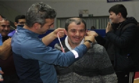Malatyasporlu Cemil'e de madalya taktıklar