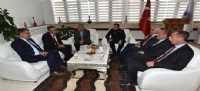 Eski Bakan Güçlü Gürkan'ı ziyaret etti
