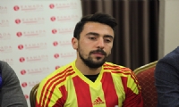 Ferhat Kiraz, Evkur Yeni Malatyaspor'a imzayı attı