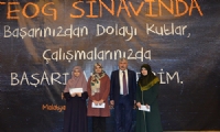 TEOG'da dereceye giren öğrenciler ödüllendirildi