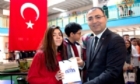 Toprak başarılı öğrencileri ödüllendirdi