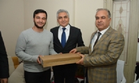 Şehit çocuklarına bilgisayar hediye edildi