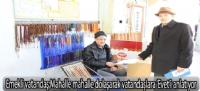 Emekli Vatandaş Mahalle mahalle dolaşarak vatandaşlara 'Evet'i anlatıyor