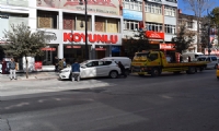 Elektrik direği faciayı önledi