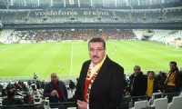 Bakan Tüfenkci, Evkur Yeni Malatyaspor'un ataklarında büyük heyecan yaşadı