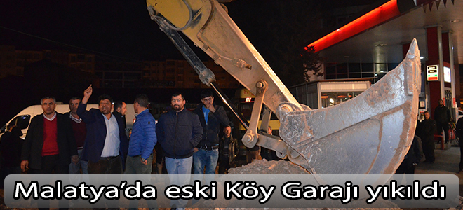 Yıkım sırasında şoförlerle zabıtalar arasında gergin anlar yaşandı