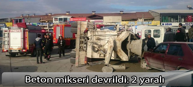 Beton mikseri devrildi: 2 yaralı