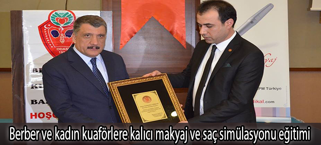 Berber ve kadın kuaförlere kalıcı makyaj ve saç simülasyonu eğitimi