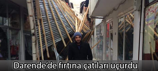 Darende’de fırtına çatıları uçurdu