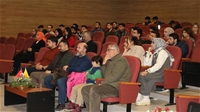 İnönü Üniversitesi'nde 'Dijital Çağda Liderlik' Konferansı Düzenlendi