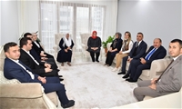 Hanımefendi Hanife Yazıcı Yeşilyurt İlçesinde Şehit Ailelerini Ziyaret Etti