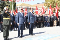 29 Ekim Cumhuriyet Bayramı Kutlamaları Çelenk Sunma Töreni İle Başladı
